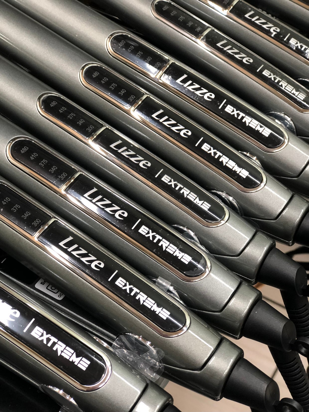 Lizze Extreme Titanium 250 Straightener